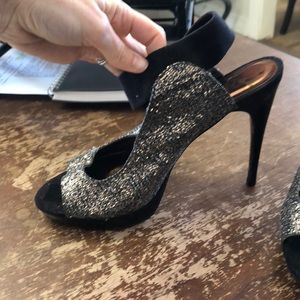 Carlos Santana shoe 9.5